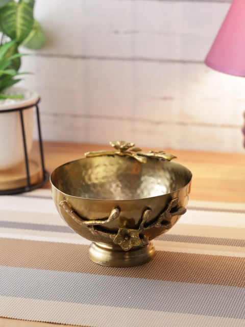 

Aapno Rajasthan Unisex Gold-Toned Handcrafted Floral Artwork Bowl