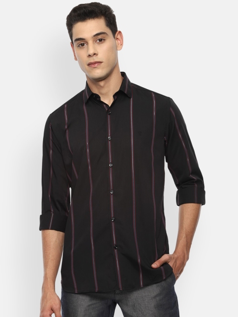 

V Dot Men Black Slim Fit Opaque Striped Casual Shirt