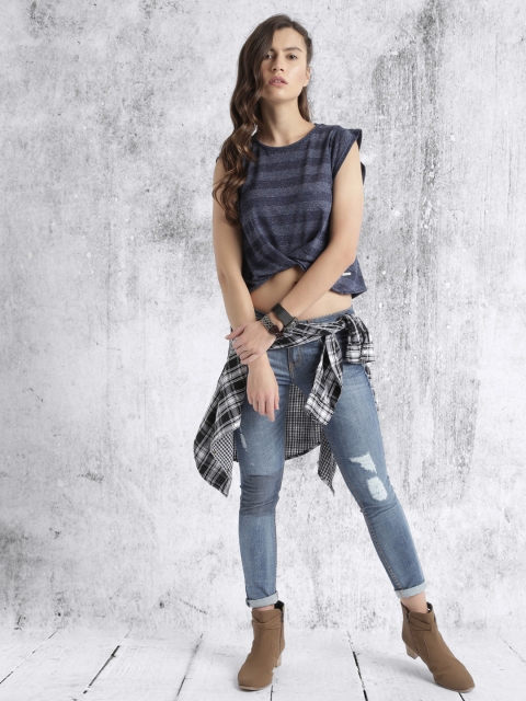 

Roadster Women Navy Striped Crop T-shirt, Navy blue