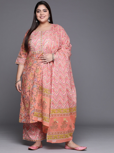 

EXTRA LOVE BY LIBAS Women Plus Size Peach-Coloured Floral Printed Pure Cotton Kurta Set