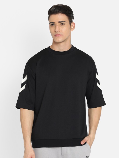 

hummel Men Black & White Solid Loose T-shirt