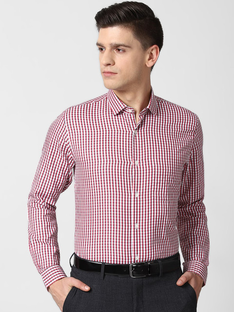 

Peter England Men Red Gingham Checked Formal Shirt