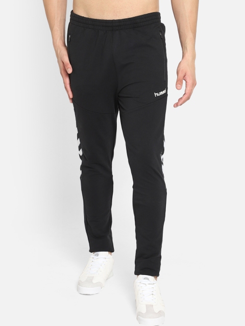 

hummel Men Black Solid Cotton Joggers