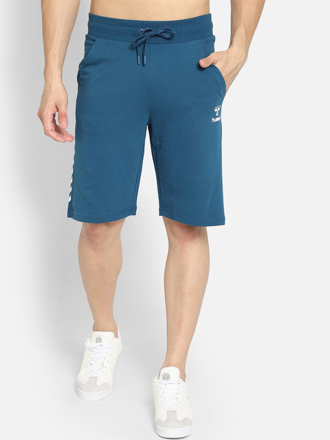 

hummel Men Teal Blue Solid Sports Shorts, Navy blue