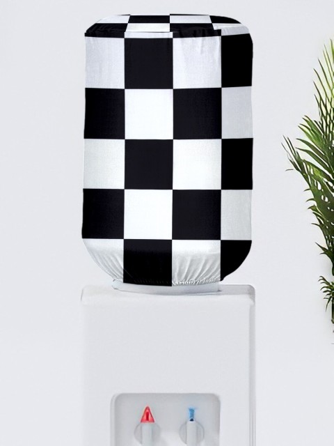 

Cortina Black & White Printed Water Bottle Cover