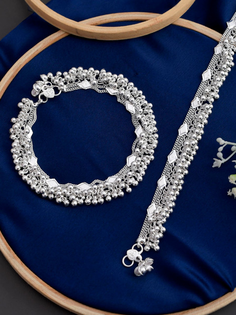 

Silvermerc Designs Women Silver-Toned Traditional Anklet