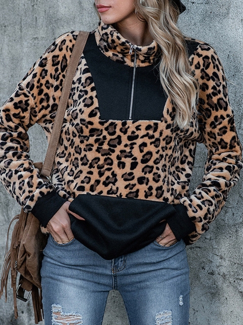 

URBANIC Women Beige & Black Leopard Print Sweatshirt