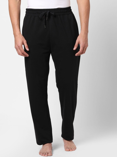 

Sweet Dreams Men Black Solid Cotton Lounge Pants