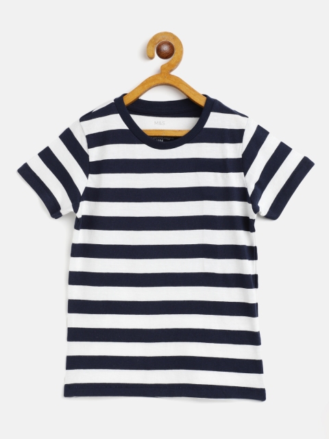

Marks & Spencer Boys Navy Blue & White Striped T-shirt