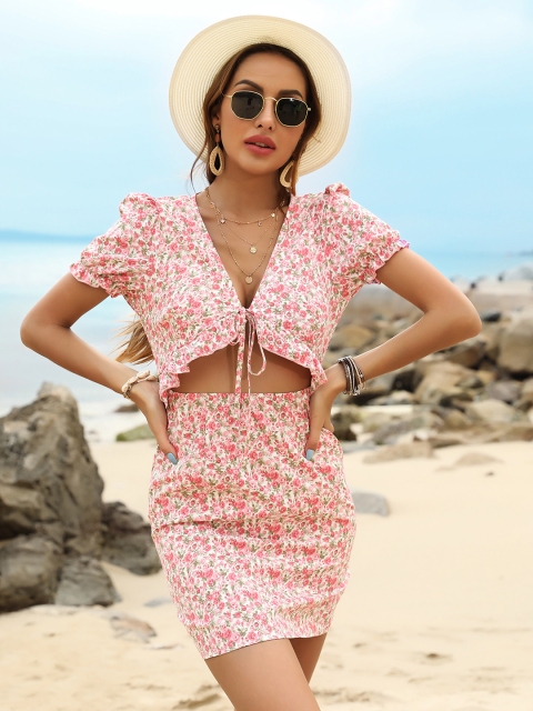 

URBANIC Women Pink & Green Floral Print Tie-Up Neck Bodycon Mini Dress