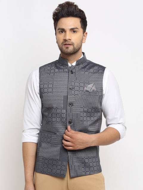

LUXURAZI Men Grey Woven Design Mandarin Collar Waistcoat