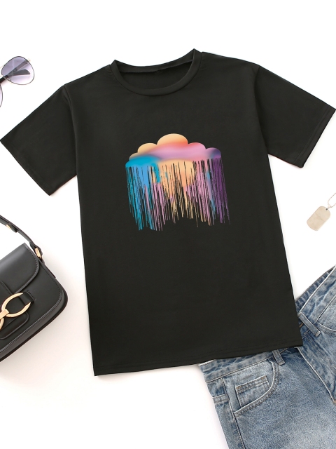 

URBANIC Women Black & Pink Graphic Print T-shirt