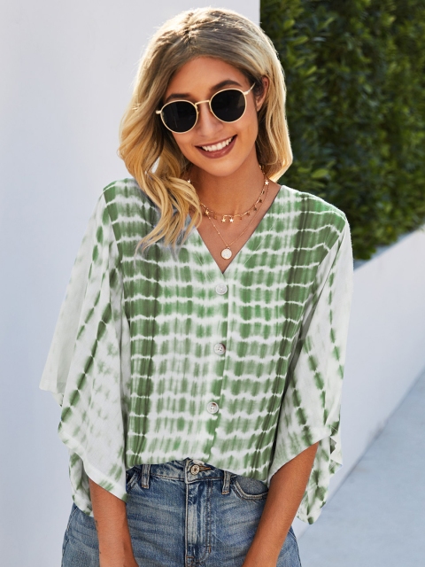 

URBANIC Green & White Dyed Effect Top