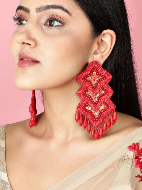 

Rubans Woman Red Beadwork Embroidery Handmade Earrings