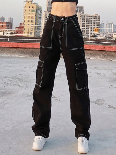 

URBANIC Women Black Cotton Solid Relaxed Fit Jeans