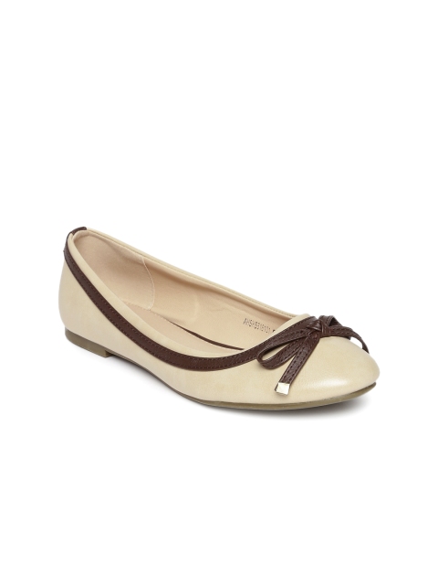 

Allen Solly Women Beige Solid Flats