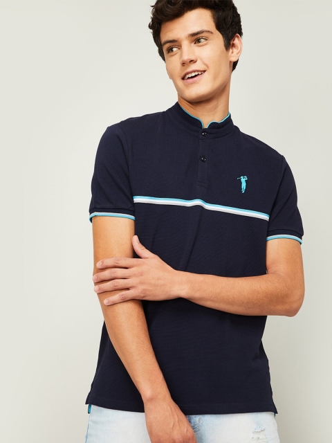 

Bossini Men Navy Blue Solid Mandarin Collar Cotton T-shirt with Stripe Detail