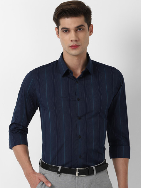 

Louis Philippe Sport Men Navy Blue Slim Fit Opaque Checked Casual Shirt