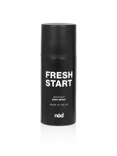 

Marks & Spencer Men Fresh Start Bergamot Body Spray 150 ml, Black