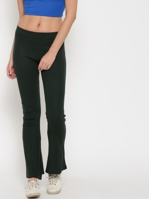 

FOREVER 21 Women Green Solid Bootcut Fit Flat-Front Trousers