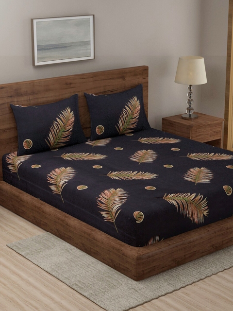

TAG 7 Black & Green Floral 144 TC King Bedsheet with 2 Pillow Covers