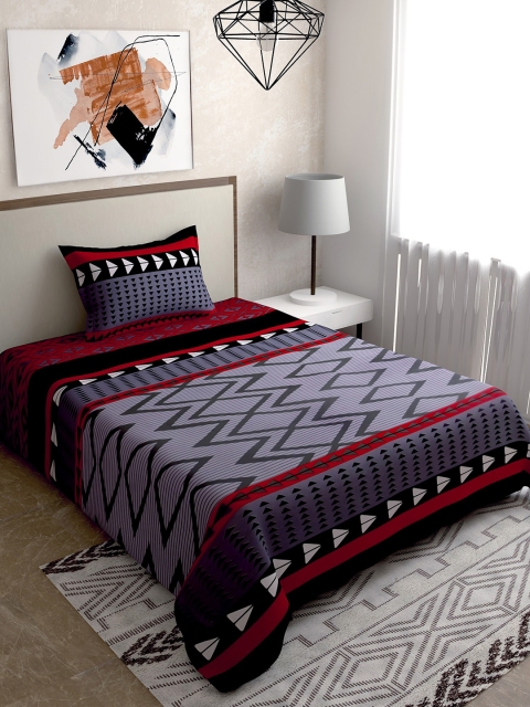 

Salona Bichona Grey & Red Ethnic Motifs 120 TC Single Cotton Bedsheet with 1 Pillow Covers