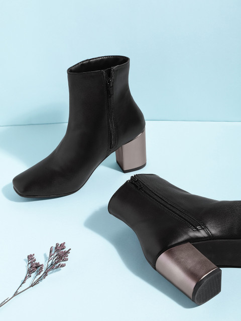 

CORSICA Black Solid Block Mid Top Heeled Boots