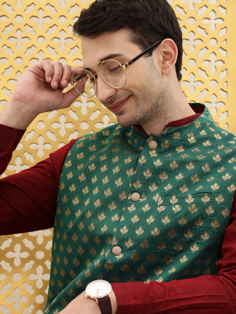 

Ode by House of Pataudi Men Green & Gold-Coloured Woven Design Jashn Nehru Jacket