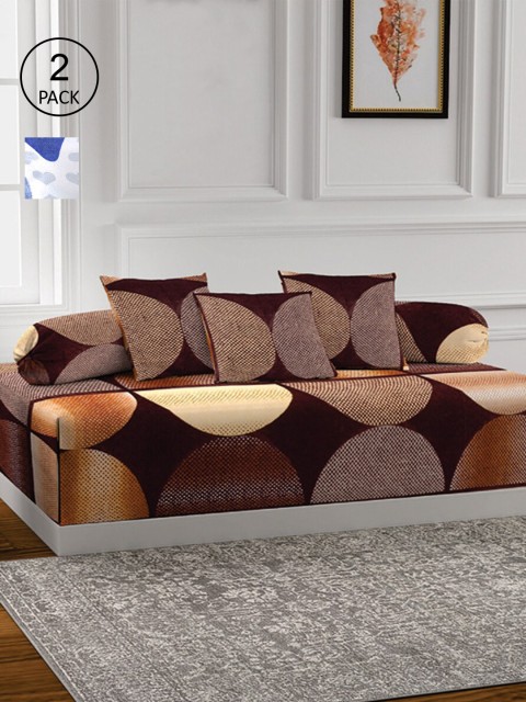 

KLOTTHE Set Of 2 Printed Bedsheet With 4 Bolsters & 6 Cushion Covers, Brown