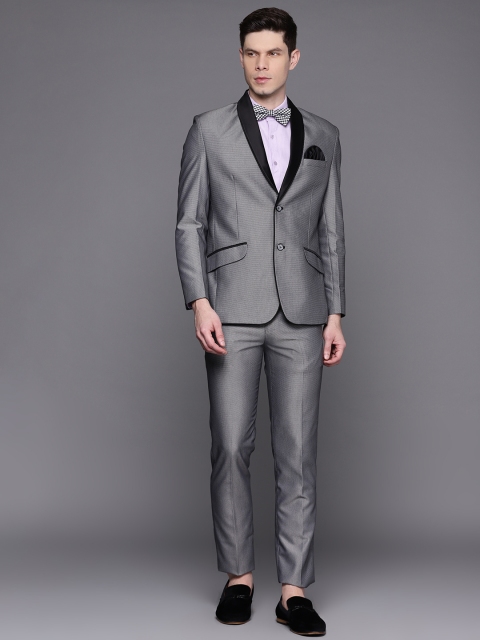 

Manu Men Grey & White Woven Design Single-Breasted Suit with Pocket Square