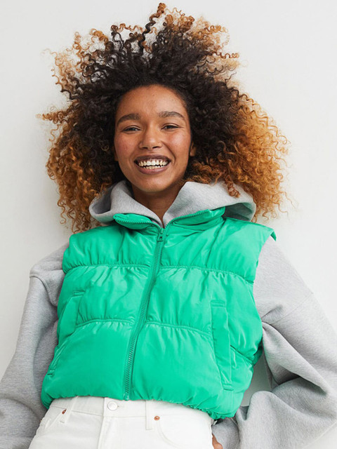 

H&M Women Green Cropped Gilet