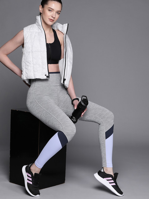 

New Balance Women Grey Melange & Blue Colourblocked Sports Tights