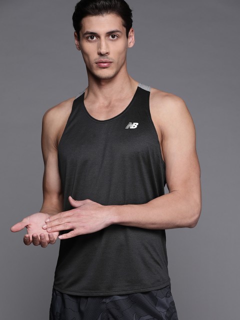 

New Balance Men Black Fast Flight Solid T-shirt