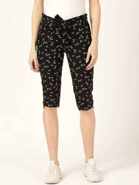 

V2 Value & Variety Women Black & White Printed Capris