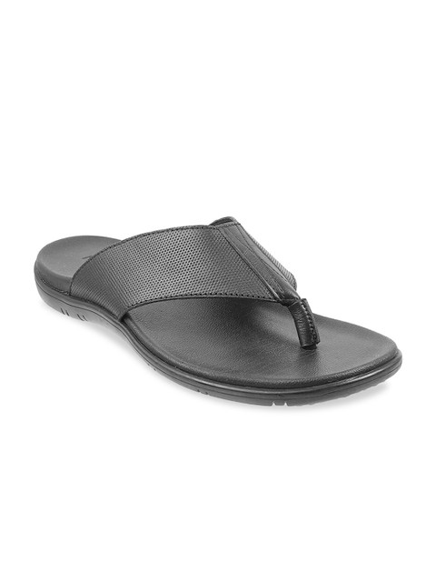 

Metro Men Black Leather Comfort Sandals