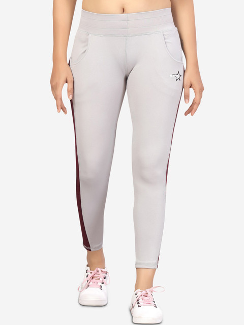 

Aarika Women Cream-Coloured Solid Rapid Dry Anti Static Cotton Track Pants