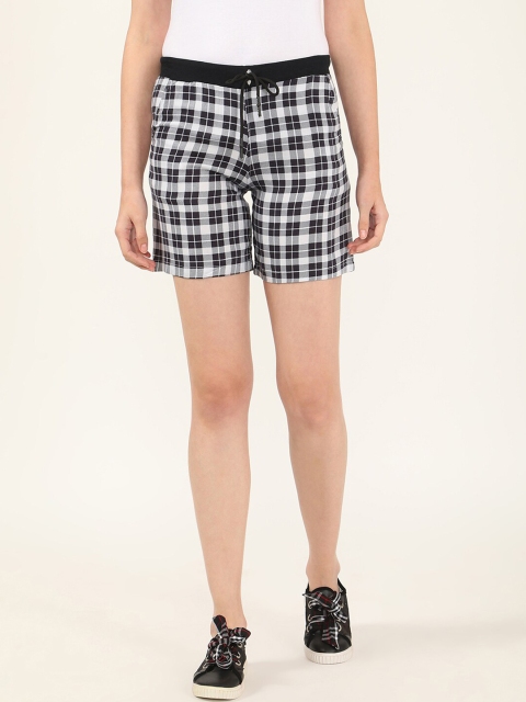 

V2 Value & Variety Women White & Black Checked Regular Shorts