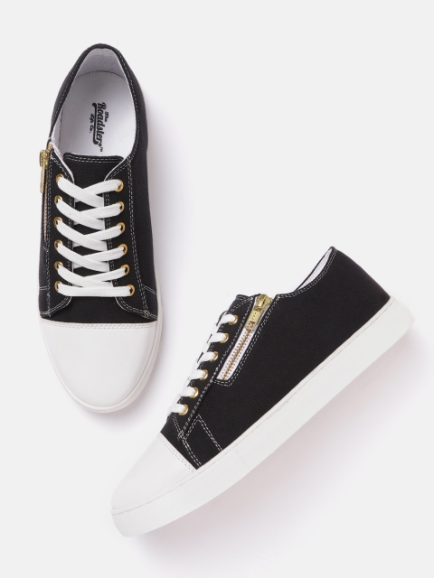 

The Roadster Lifestyle Co Women Black Solid Sneakers with Zip Detail