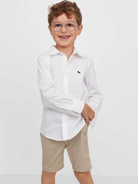 

H&M Boys Beige Solid Cotton Chino Shorts