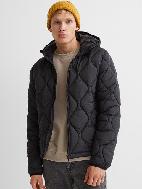 

H&M Men Black Lightweight Quilted Jacket