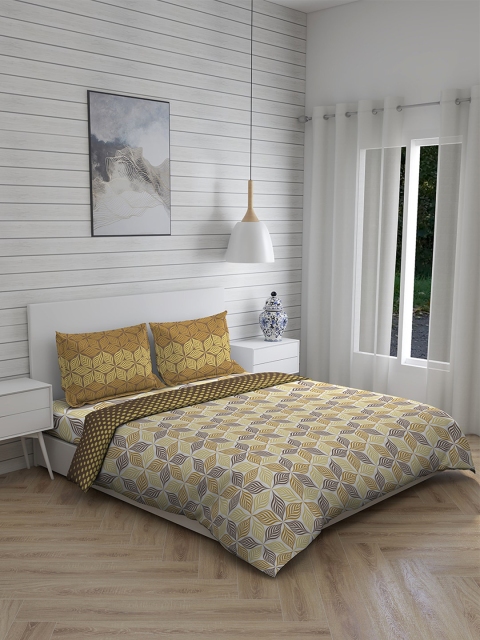 

Layers Brown & White Floral Printed Pure Cotton Double King Bedding Set