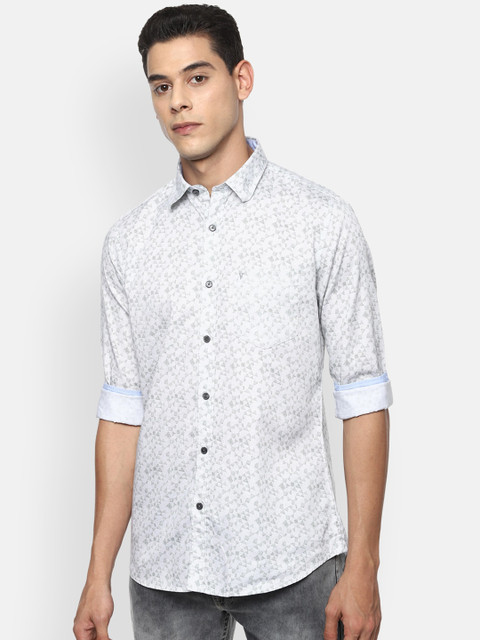 

Van Heusen Sport Men White Slim Fit Printed Casual Shirt