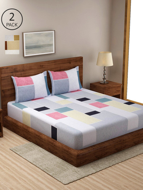 

NEUDIS Pack Of 2 White & Black Geometric 2 King Bedsheet with 4 Pillow Covers