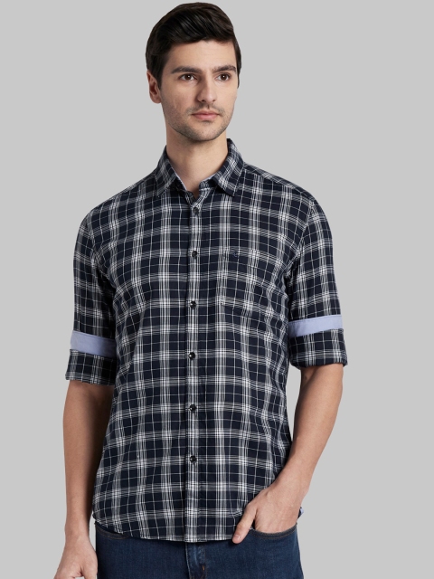 

Parx Men White Slim Fit Tartan Checks Opaque Checked Casual Shirt