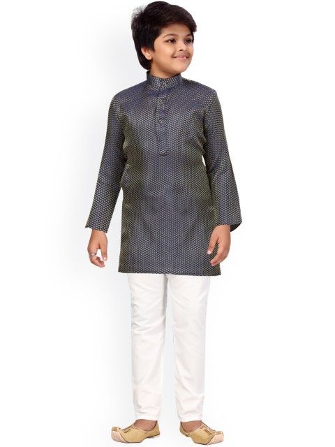 

LITTLE MAFIA BY Aarika Boys Navy Blue & White Pure Silk Kurta with Pyjamas