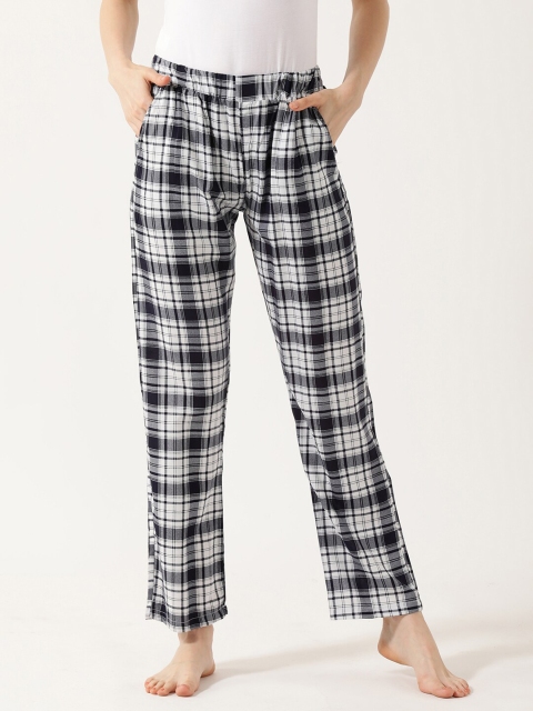 

V2 Value & Variety Women White & Black Checked Knitted Lounge Pants