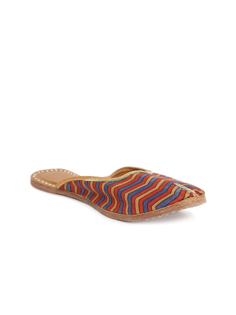 

Fabindia Women Blue & Pink Block Printed Leather Mojaris
