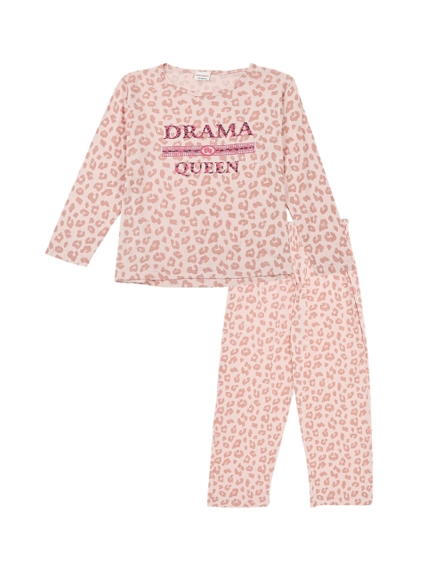 

RAINE AND JAINE Girls Peach-Coloured & Pink Printed Night suit