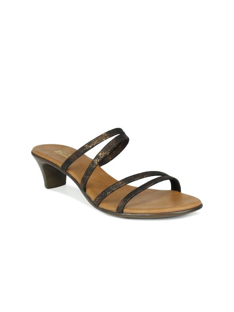 

Inc 5 Black & Gold-Toned Kitten Sandals