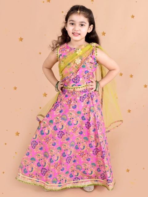 

pspeaches Girls Pink Floral Printed Lehenga Choli